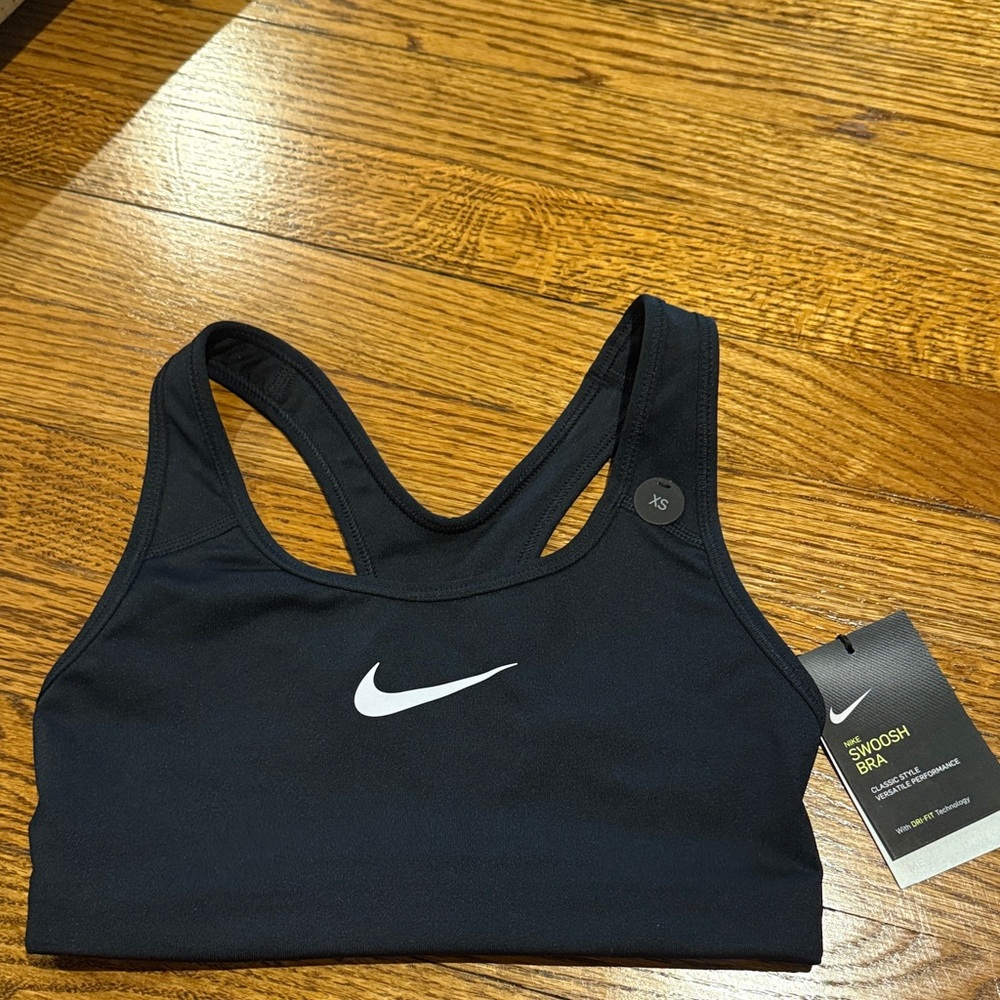 Nike Women's Black Swoosh Sports Bra